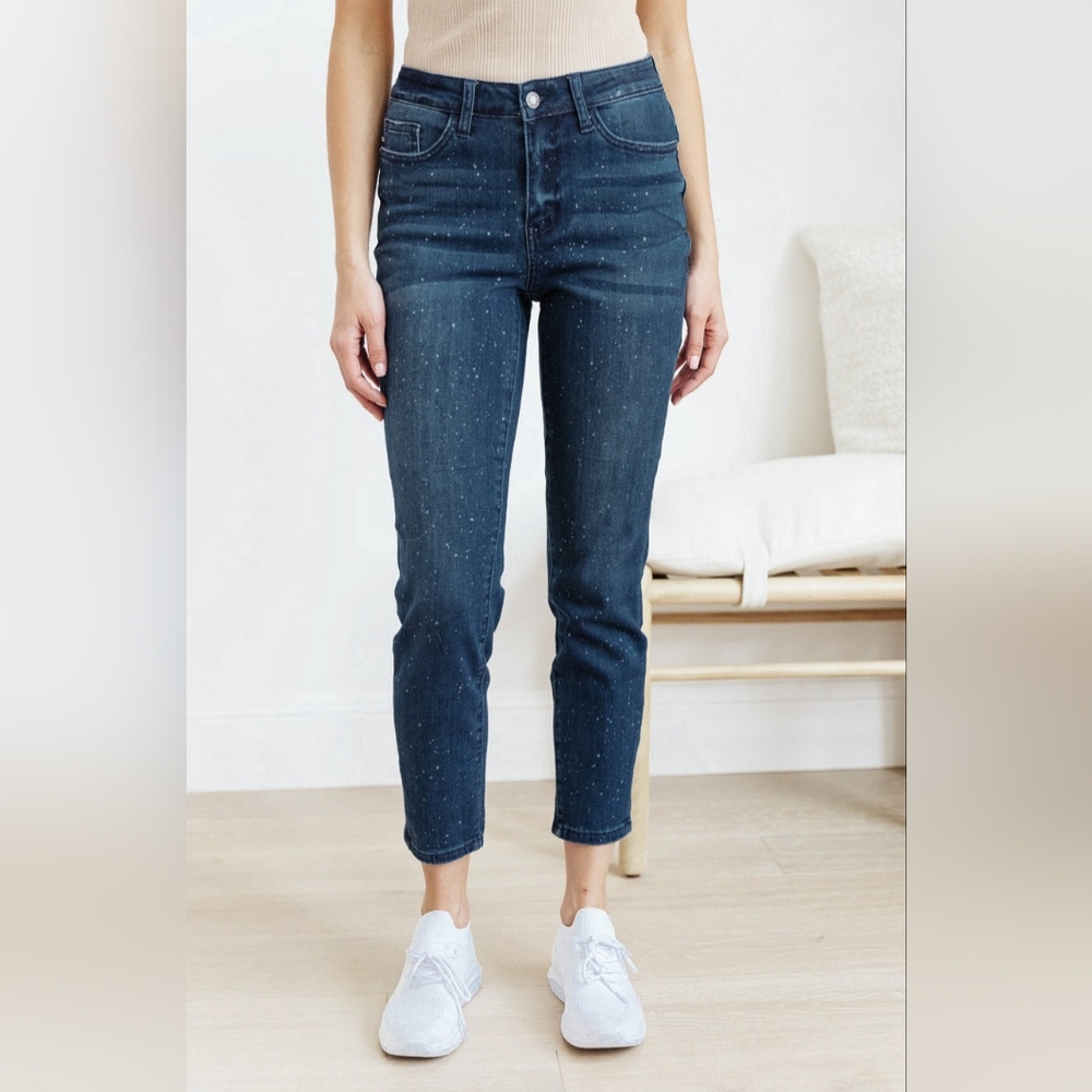 New! Judy Blue Relaxed Fit Mineral Wash Jeans